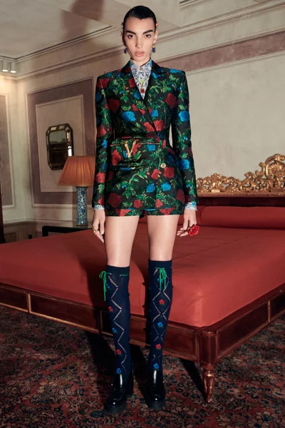 Look 32
